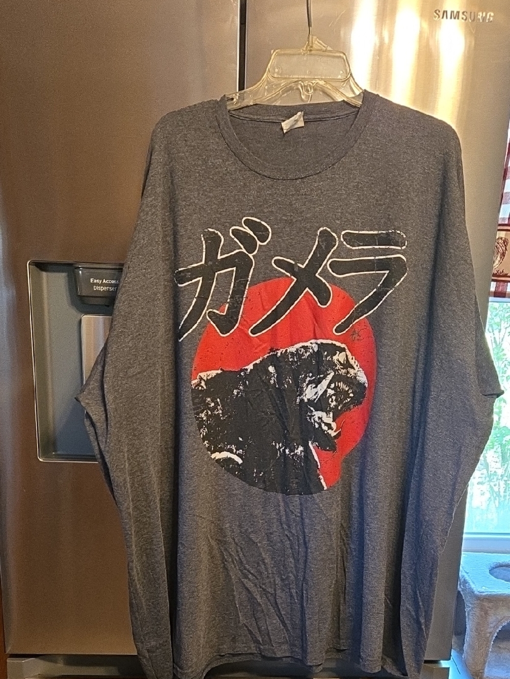 GAMERA, Men's Graphic Long-Sleeve Shirt in Charcoal with Red Print